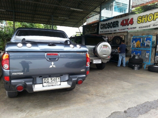 ชุดอัพเกรดช่วงล่าง TriTron by Shock Profender