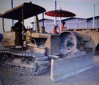 แทรกเตอร์ตีนเป็ด KOMATSU D20P-5 สภาพใช้งานได้เลย