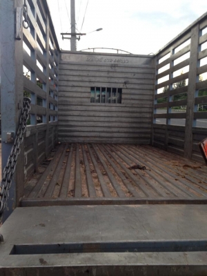 ขายด่วนครับเครื่อง120ฝาขาว รถปี2548 ขาย 400000กะบะเหลดครับ