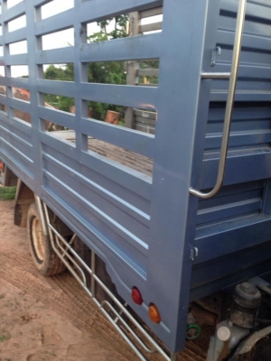 ขายด่วนครับเครื่อง120ฝาขาว รถปี2548 ขาย 400000กะบะเหลดครับ