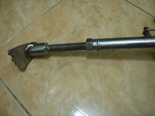 ขาย ขาตั้งเดี่ยวแต่ง vulcan 400