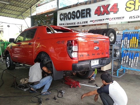ชุดอัพเกรดช่วงล่าง Ford by Shock Profender