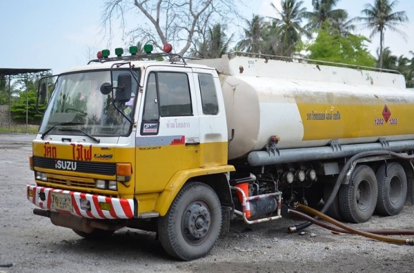 ขายรถบรรทุกน้ำมัน 4