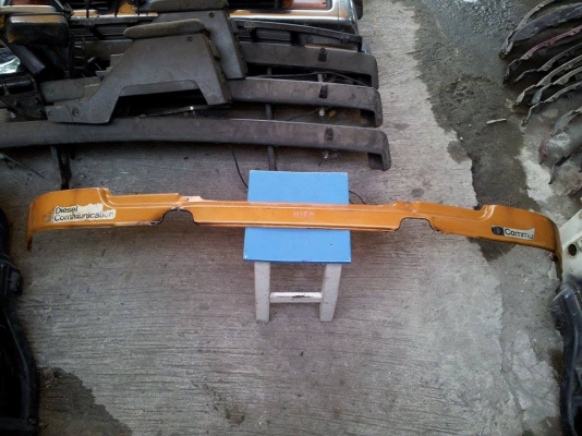 ลิ้นชายล่าง กันชนหน้า Hero4x4