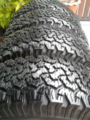 BF All 265/70/16 ปี12 ดอกสวยคม 1.1cm.ติดหนวดทั้ง4เส้น