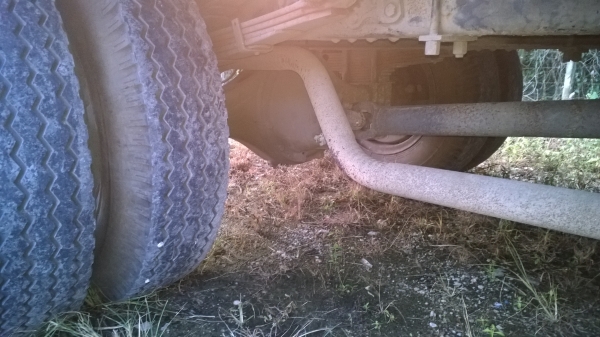 6ล้อ..195 แรง..หัว-คัสซี...FTR32HR-3000205 รถห้างแท้ๆสภาพดี...(ยกตู้ลง..ขายหัว-คัสซี)