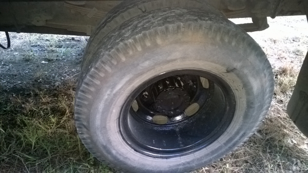 6ล้อ..195 แรง..หัว-คัสซี...FTR32HR-3000205 รถห้างแท้ๆสภาพดี...(ยกตู้ลง..ขายหัว-คัสซี)