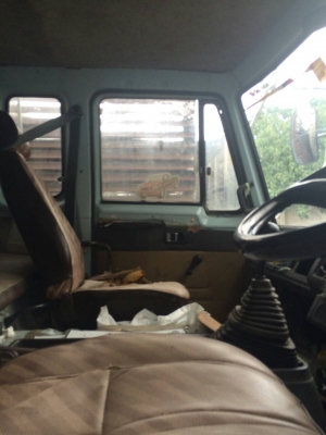 6ล้อ..195 แรง..หัว-คัสซี...FTR32HR-3000205 รถห้างแท้ๆสภาพดี...(ยกตู้ลง..ขายหัว-คัสซี)