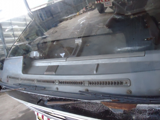 ขายด่วนรถ6ล้อFC2WEKAเครือง120แรงขรรทุกนํ้ามัน8000ลิตร