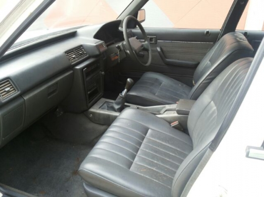 ขาย " รถคลาสสิค " มือ 1 มีให้เลือก 3 คัน ทะเบียนพร้อม (ขายหมดแล้ว)