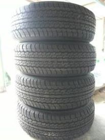 ยางใหม่26565R17ถอดป้ายแดง2014มี4เส้นสภาพเส้นสีตุมครบ