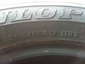 ยางใหม่26565R17ถอดป้ายแดง2014มี4เส้นสภาพเส้นสีตุมครบ ยางใหม่26565R17ถอดป้ายแดง2014มี4เส้นสภาพเส้นสีตุมครบ