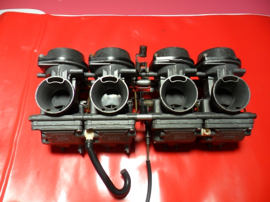 ขายคาร์บู  yamaha  FZR 400  DELTABOX       3000