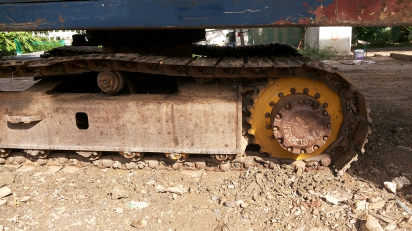 KOMATSU PC100-2สภาพเก่านอก KOMATSU PC100-2สภาพเก่านอก