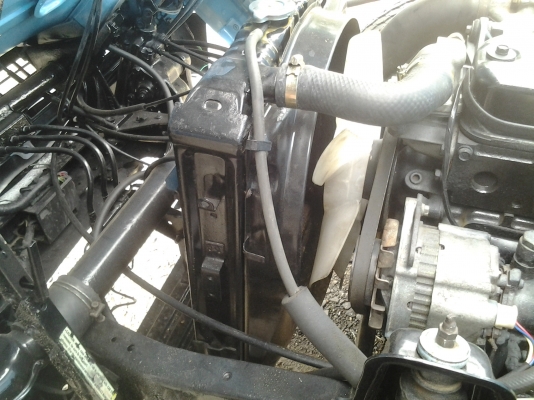 ขายรถอีซูซุสี่ล้อกลางดั้มเครื่อง100แรงสภาพสวย ขายรถอีซูซุสี่ล้อกลางดั้มเครื่อง100แรงสภาพสวย