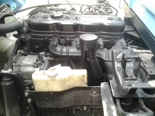 ขายรถอีซูซุสี่ล้อกลางดั้มเครื่อง100แรงสภาพสวย ขายรถอีซูซุสี่ล้อกลางดั้มเครื่อง100แรงสภาพสวย