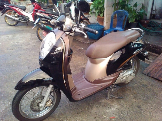 scoopy i ปี 53 พรีเมี่ยม สีดำ น้ำตาล หลุดจำนำ เอกสารจำนำครบ โอนไม่ได้ ต่อภาษี พรบ.ได้ปกติ หมาะสำหรับใช้ตจว.หรือขับในหมู่บ้าน คุ้มๆๆๆรถ scoopy i ปี 53 พรีเมี่ยม สีดำ น้ำตาล หลุดจำนำ เอกสารจำนำครบ โอนไม่ได้ ต่อภาษี พรบ.ได้ปกติ หมาะสำหรับใช้ตจว.หรือขับในหมู่บ้าน คุ้มๆๆๆรถ
