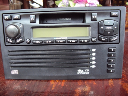 วิทยุ-เทป-ซีดี 5แผ่น ติดรถยนต์ BLAUPUNKT วิทยุ-เทป-ซีดี 5แผ่น ติดรถยนต์ BLAUPUNKT