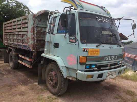 ขายISUZU ROCKY ดั๊ม 195แรง นางฟ้าแท้ รถห้าง เบรคจิฟฟี่ พวงมาลัยพาว์เวอร์ ยางดี เครื่องดี ครัทซีสวย ขาย 700,000 บาท