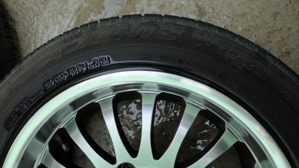 ขายเฉพาะยางปลายปี13 Falken Azenis PT-722 A/S 215-55-R17