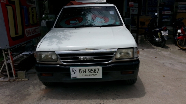 isuzu van thairung isuzu van thairung