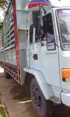 รถยี่ห้อ ISUZU รุ่น FTR 160 แรงม้า