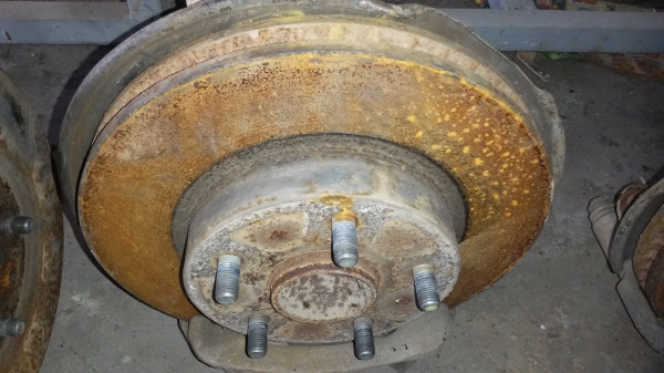 ขายดุมล้อวีโก้ ซ้ายขวา