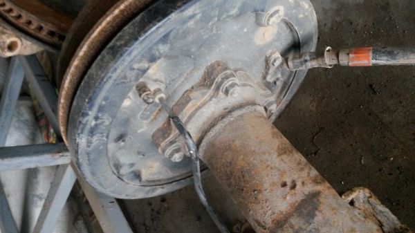 ขายเพลาท้ายวีโก้ ครบๆ +สายเบรคมือ