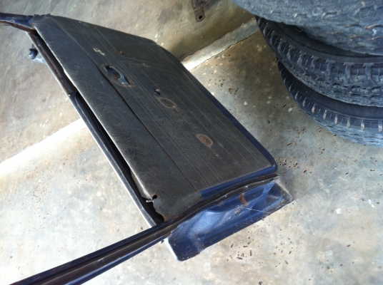 ประตู kb20 (isuzu faster) บานเต็ม ประตู kb20 (isuzu faster) บานเต็ม