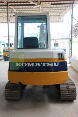 Komatsu PC40-6 มีเก๋ง มือสองญี่ปุ่นแท้นำเข้าเอง ไม่เคยใช้งานในไทย Komatsu PC40-6 มีเก๋ง มือสองญี่ปุ่นแท้นำเข้าเอง ไม่เคยใช้งานในไทย