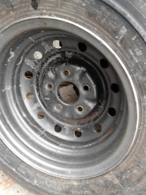 ( กะทะ 5  รู  ขอบ 14 ) TOYOTA  195R14  กะทะพร้อมล้อยาง 1 ล้อ  สวยๆดอกยางหนา โทร.081-427-3941