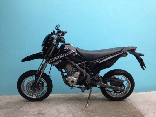 D-Tracker125 หัวฉีด สตาร์ทมือ ราคา 46,000 บาท D-Tracker125 หัวฉีด สตาร์ทมือ ราคา 46,000 บาท