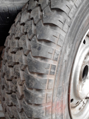 ( กะทะ 5  รู  ขอบ 14 ) TOYOTA  195R14  กะทะพร้อมล้อยาง 1 ล้อ  สวยๆดอกยางหนา โทร.081-427-3941