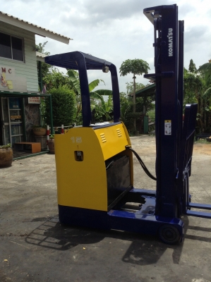 +++ ขายรถโฟล์คลิฟท์ ไฟ ฟ้ายืนขับ  KOMATSU  FBR15-11 (รถนอก)  ยกน้ำหนัก 1,500  กก.  เสา  6  เมตร  งา 1,070  มม. ระบบไฟ 48 โวลต์  *** สนใจรายละเอียด  ราคา คุยได้ครับ โทร. 081-659-7598  ครับ***