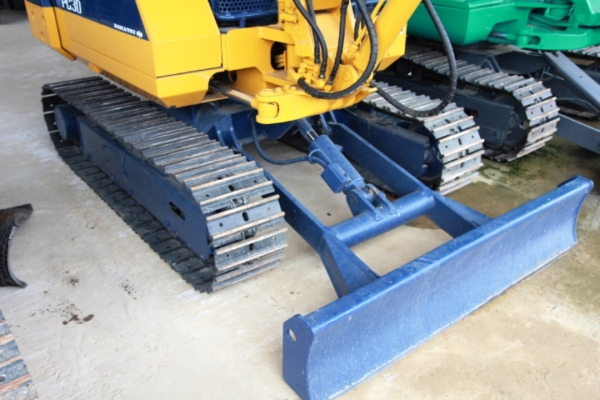 Komatsu PC30-6 พร้อมไลน์หัวเจาะ มือสองญี่ปุ่นแท้นำเข้าเอง ไม่เคยใช้งานในไทย