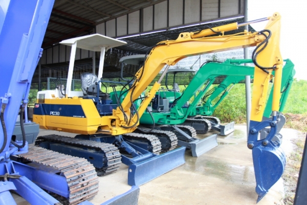 Komatsu PC30-6 พร้อมไลน์หัวเจาะ มือสองญี่ปุ่นแท้นำเข้าเอง ไม่เคยใช้งานในไทย