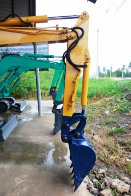 Komatsu PC30-6 พร้อมไลน์หัวเจาะ มือสองญี่ปุ่นแท้นำเข้าเอง ไม่เคยใช้งานในไทย