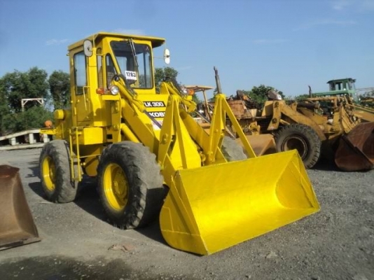 ขายด่วนรถตัก kobelco LK300