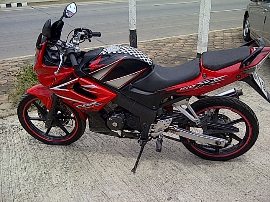 CBR150 ไมล์เหลือง กุญแจใหญ่ รถสวย CBR150 ไมล์เหลือง กุญแจใหญ่ รถสวย