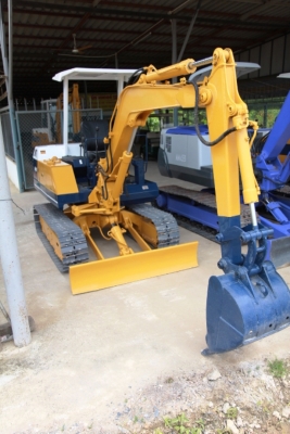 Komatsu PC20-5 มือสองญี่ปุ่นแท้นำเข้าเอง ไม่เคยใช้งานในไทย