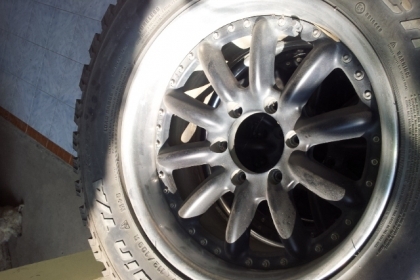 ขายล้อลายกล้วย ขอบ 17 6รูพร้อมยาง BF ALL ปี12