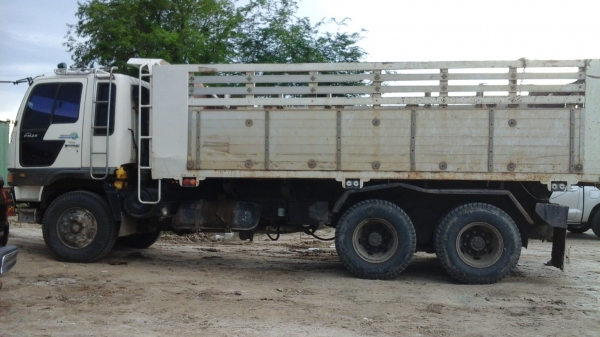 Hino FM2K เครื่อง K13D 240 แรง เกียร์ฟูลเลอร์ ปี 44 มีระบบลากพ่วง