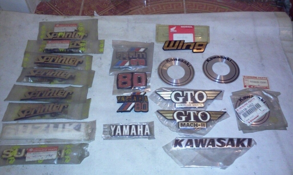 เพลท+โลโก้ แท้ศูนย์ ใหม่เก่าเก็บ มีเท่าที่เห็น