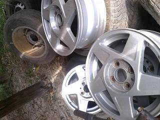 ต้องการขายล้อแม็ก volvo