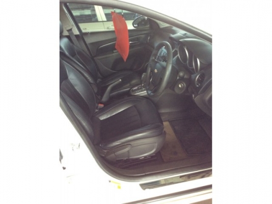 Cruze 1.6 LS &gt;&gt;&gt;&gt;&gt;&gt;&gt;&gt;&gt;&gt;&gt;&gt;ขาวเนียน 2011