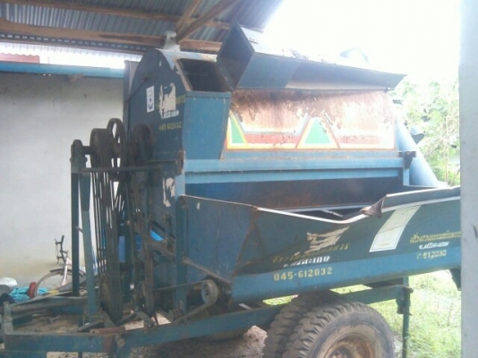 ขายตู้นวดข้าว เกษตรพัฒนา6ฟุต จัมโบ้ สภาพสวยพร้อมใช้งาน ใช้งานกับรถไถ สนใจโทร 090-8588220คุณนะ หรือ www.truck.in.th/498