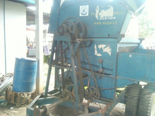 ขายตู้นวดข้าว เกษตรพัฒนา6ฟุต จัมโบ้ สภาพสวยพร้อมใช้งาน ใช้งานกับรถไถ สนใจโทร 090-8588220คุณนะ หรือ www.truck.in.th/498