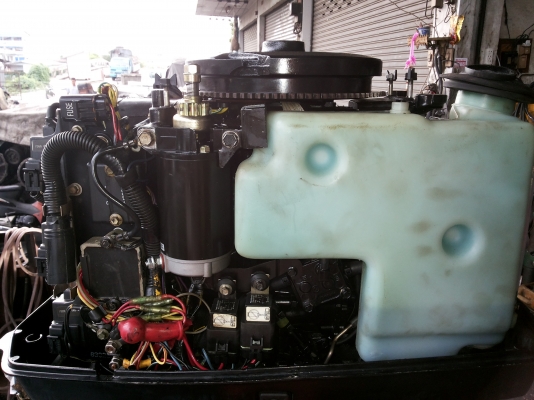 ขายเครื่องเรือ MERCURY 60 เเรง นำเข้าจากญี่ปุ่น ขายเครื่องเรือ MERCURY 60 เเรง นำเข้าจากญี่ปุ่น