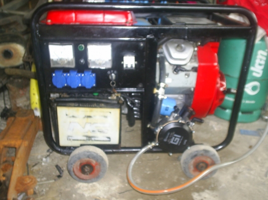 เครื่องปั่นไฟ10KVA.ใช้LPGขายแล้วครับ ขอบคุณๆเสือครับ