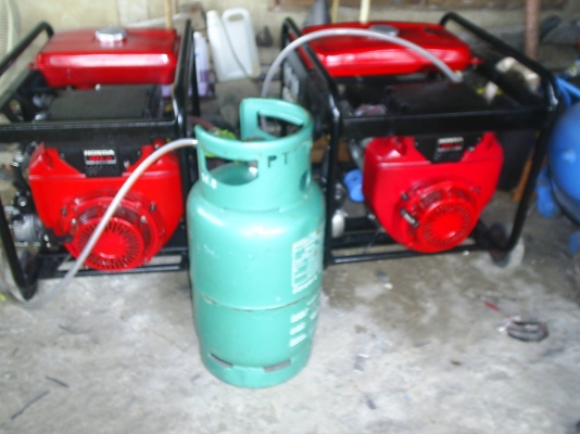 เครื่องปั่นไฟ10KVA.ใช้LPGขายแล้วครับ ขอบคุณๆเสือครับ